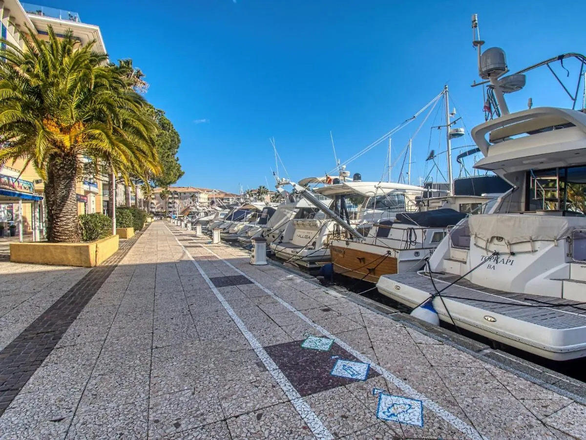 Apartment Les Sables By Interhome Frejus
